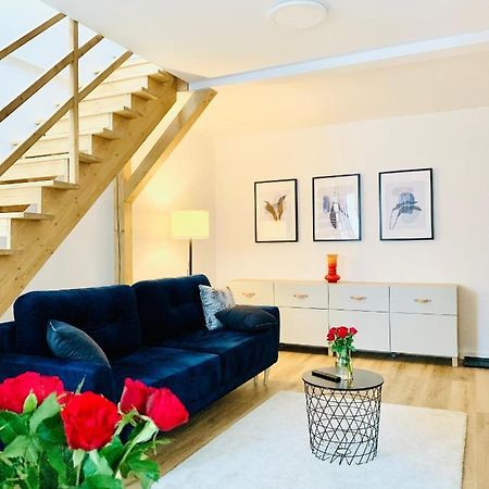 Apartament W Samym Sercu Miasta Z Darmowym Parkingiem Pod Zlotym Lwem -Hotel VI 克沃兹科 外观 照片