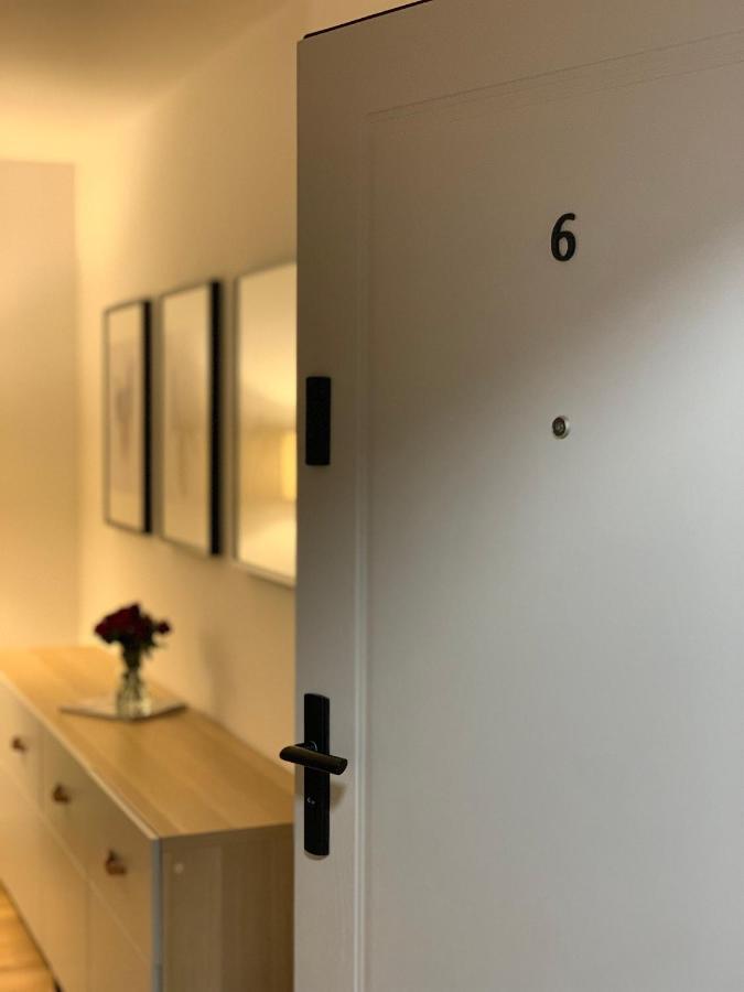 Apartament W Samym Sercu Miasta Z Darmowym Parkingiem Pod Zlotym Lwem -Hotel VI 克沃兹科 外观 照片